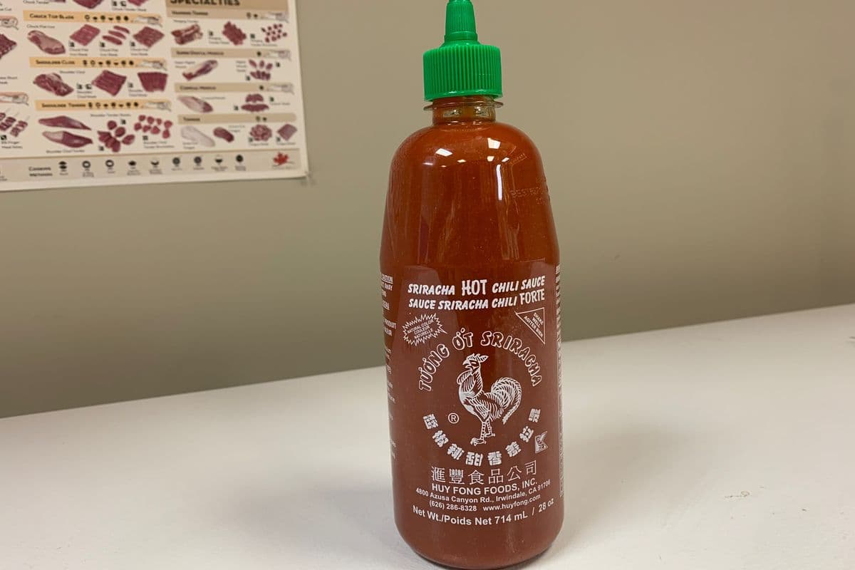 Huy Fong - Sriracha Hot Chili Sauce (714 ml)