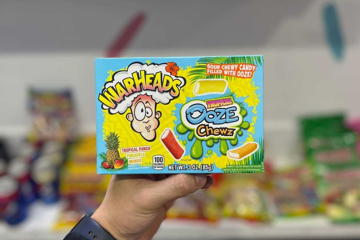 WARHEADS TROPICAL OOZE CHEWZ - 85G