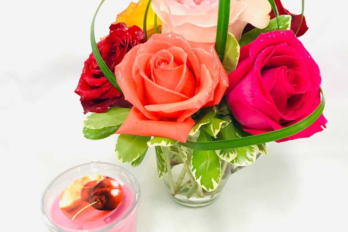 Roses and Candles Gift Set
