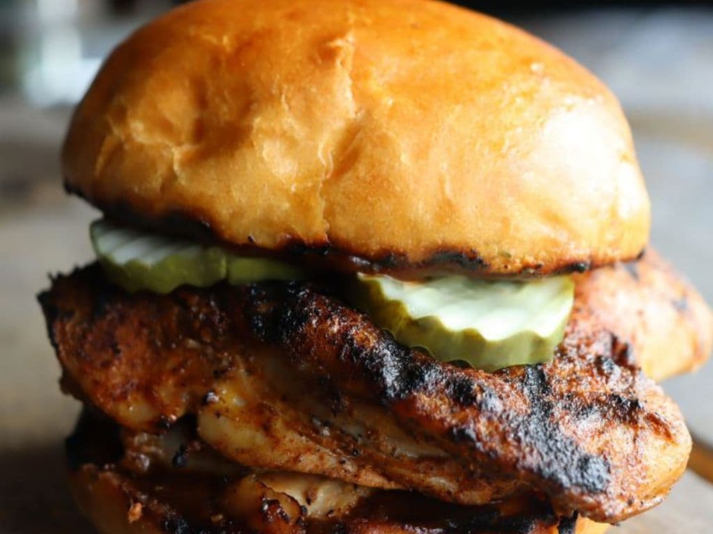 6 oz Chicken BBQ Bun