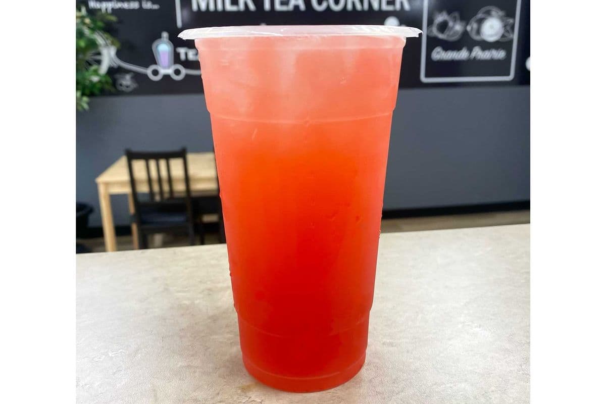 Iced Strawberry Green Tea