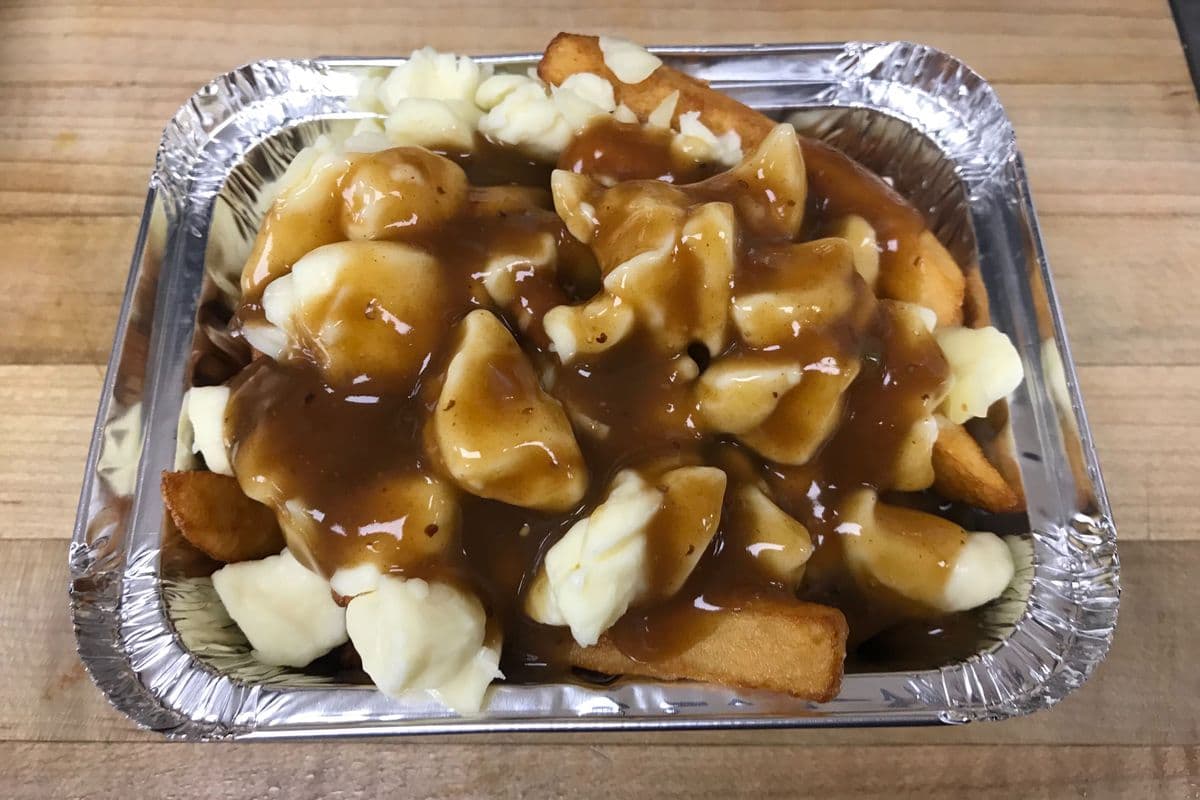 Petite poutine traditionnel / Traditional Poutine