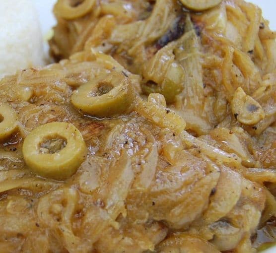 Yassa Chicken / Poulet Yassa