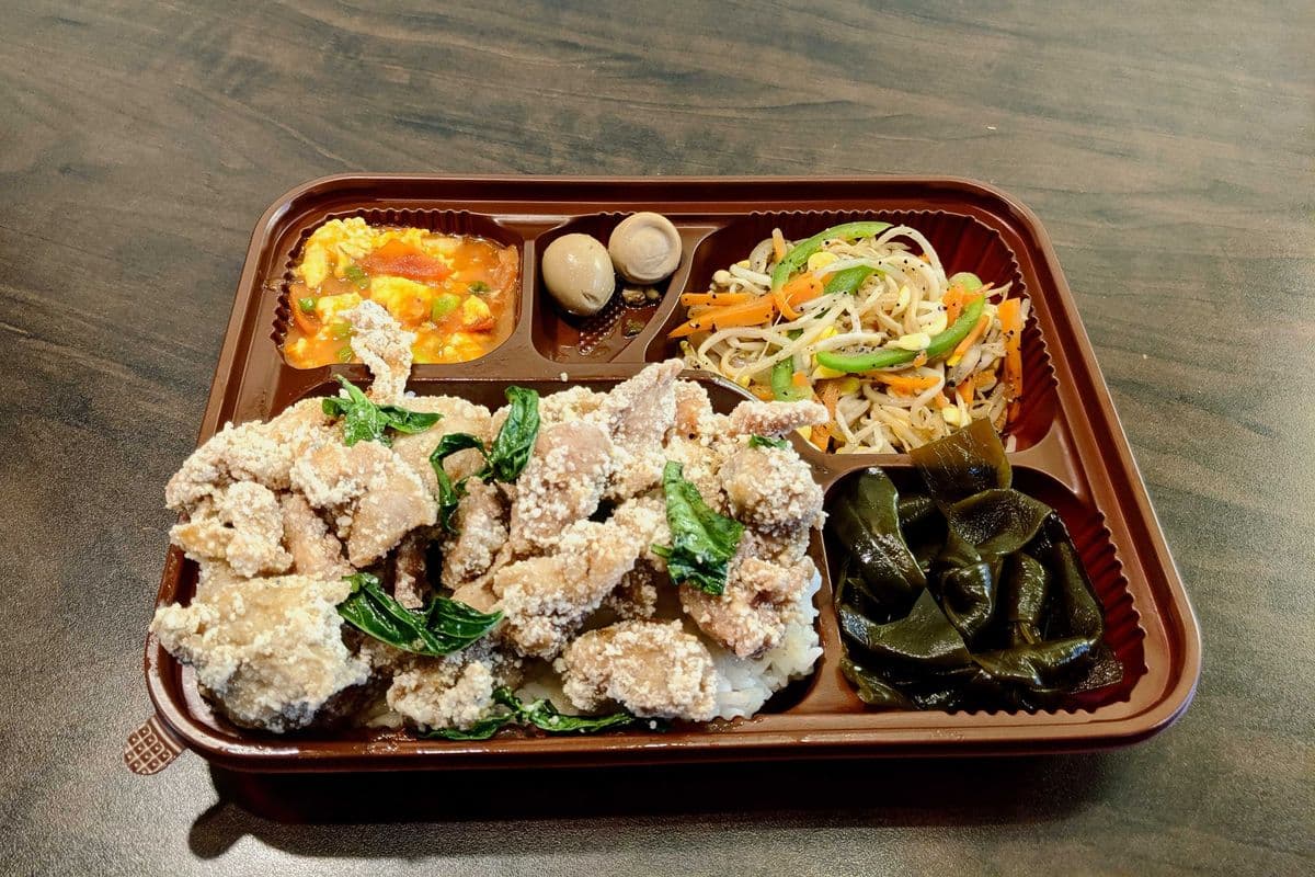 Salt and Pepper Chicken with Rice 鹽酥雞飯