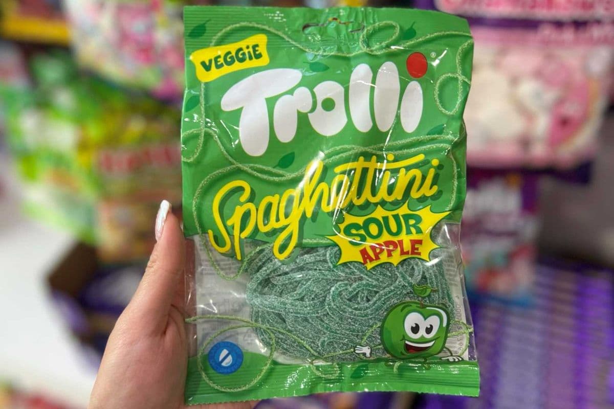 (GERMANY) TROLLI SPAGHETTINI SOUR APPLE - 100G