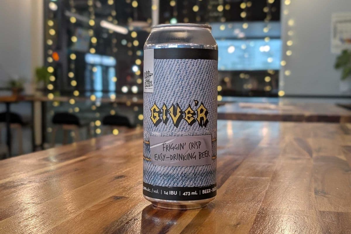 Give'r - Friggin' Crisp Lager (1 x 473 ml)