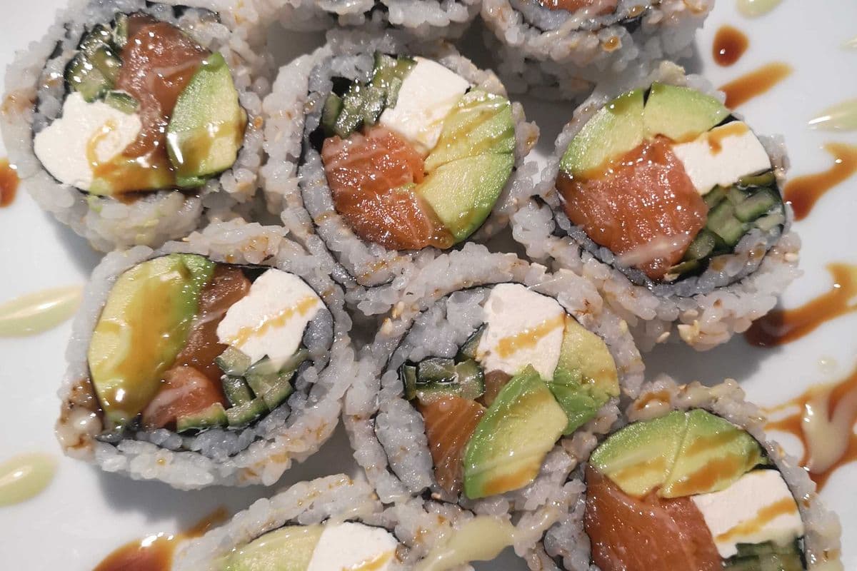 SR12 Philadelphia Roll