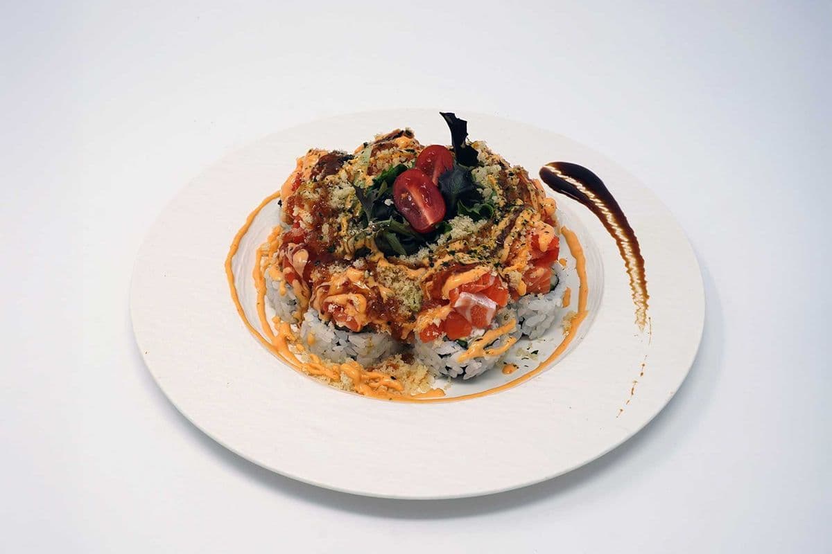 Salmon Valley Roll (8 pcs)