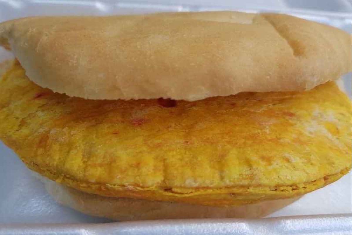 Patty and Coco Bread