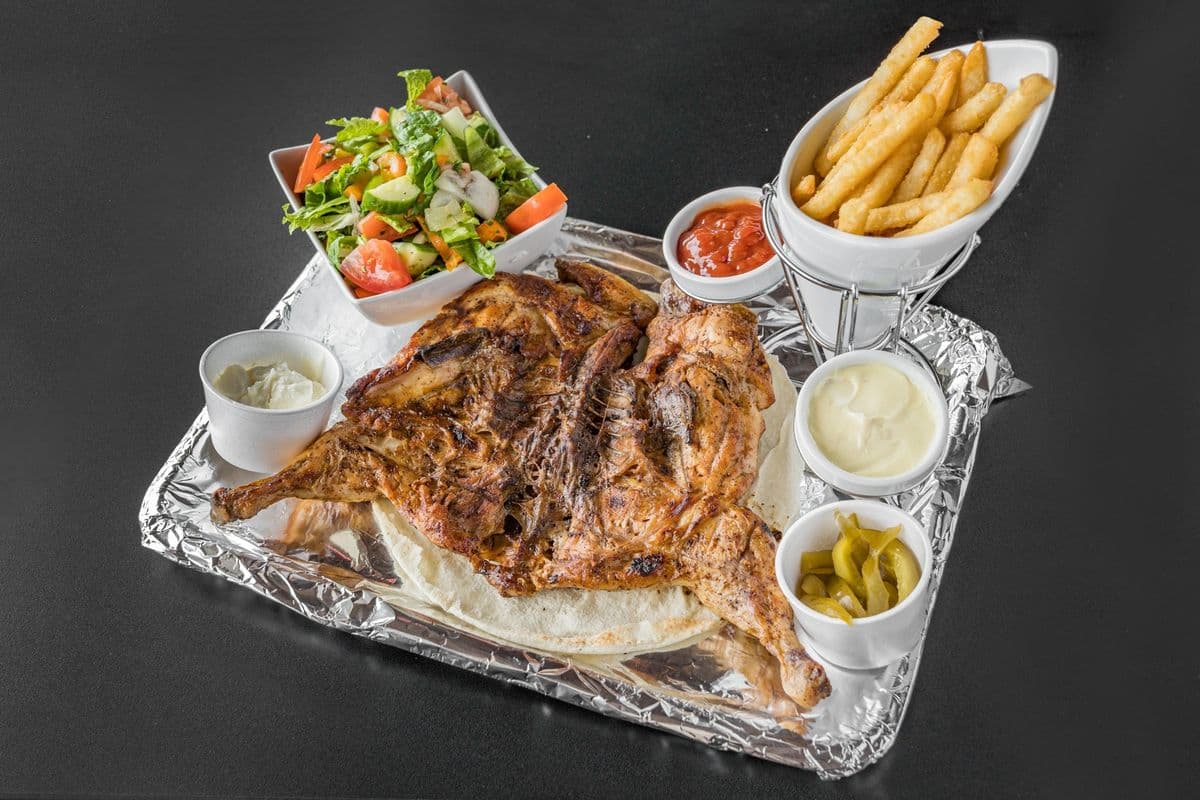 Poulet entier grillé / Whole Grilled Chicken