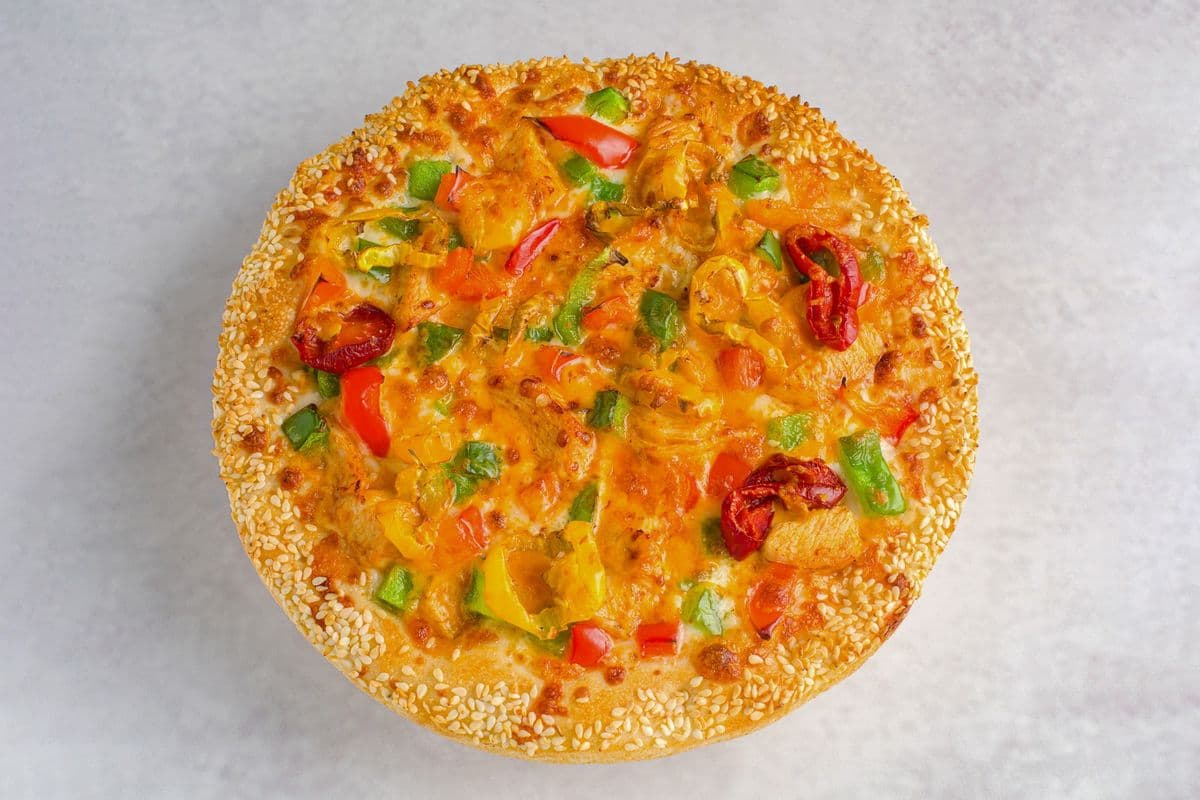 12. 8" Personal Spicy Chicken Pizza