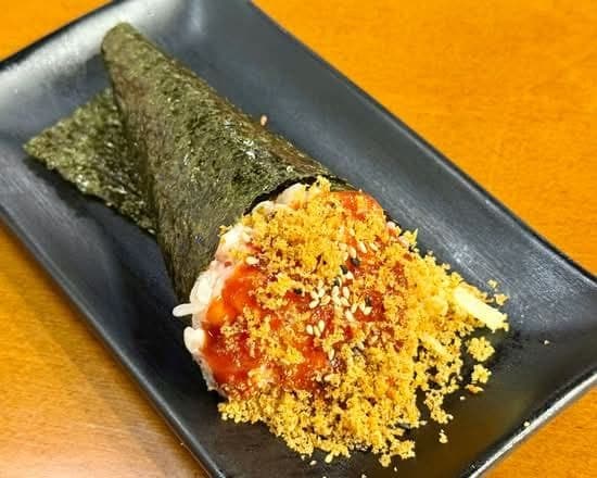 Spicy Chopped Scallop Temaki