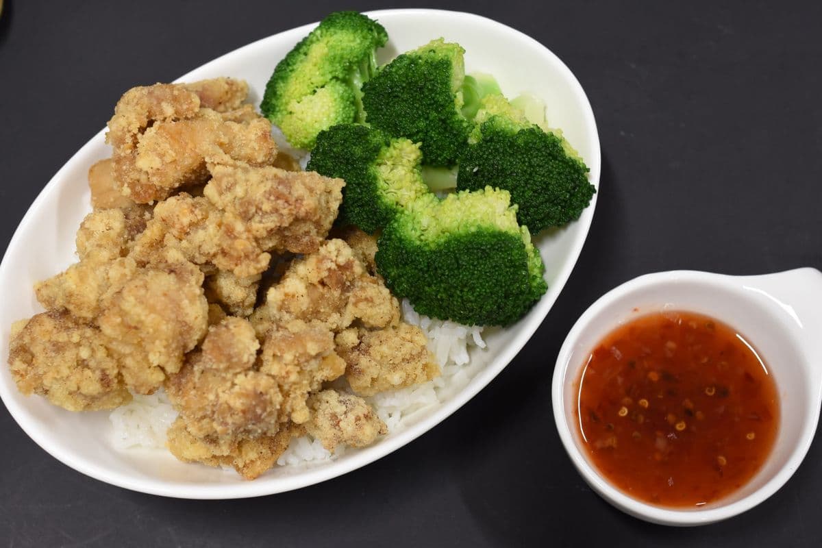 G03. Shake Shake Chicken on Rice