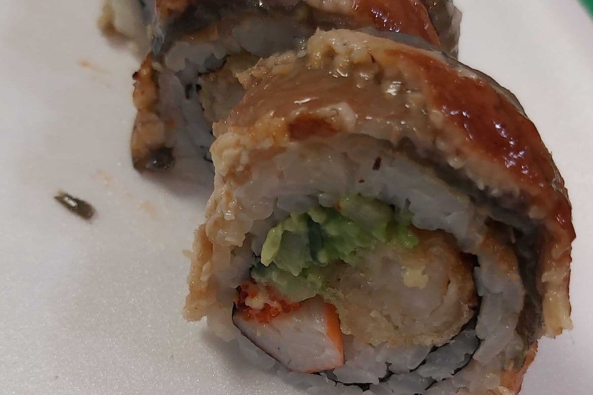 30.Black Dragon Roll (10 pcs)