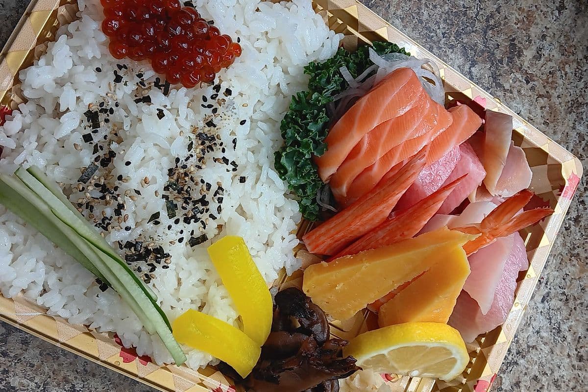 Chirashi Sushi