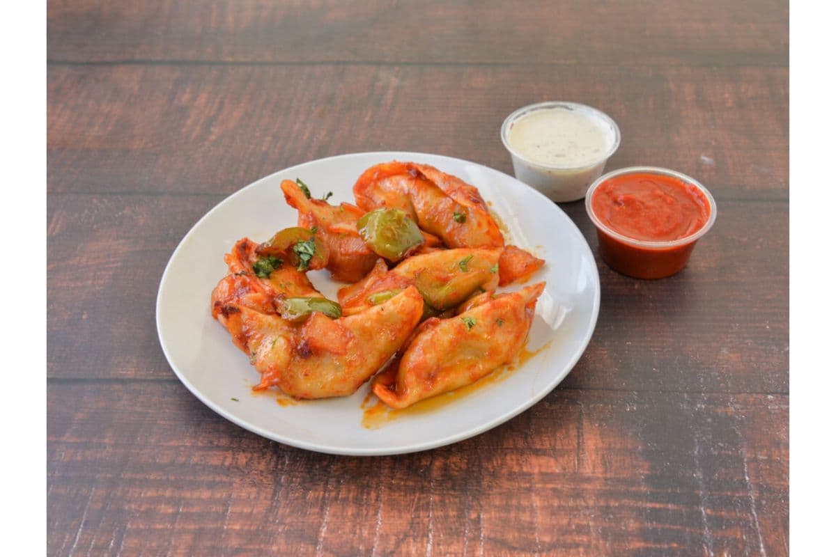 Chilli Momos (Chicken) 6 Pcs.