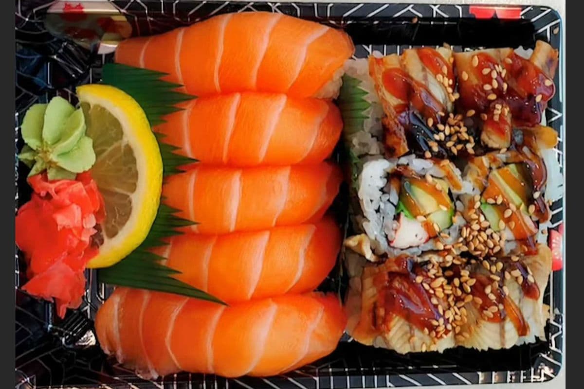 Eel Rainbow Sushi Combo
