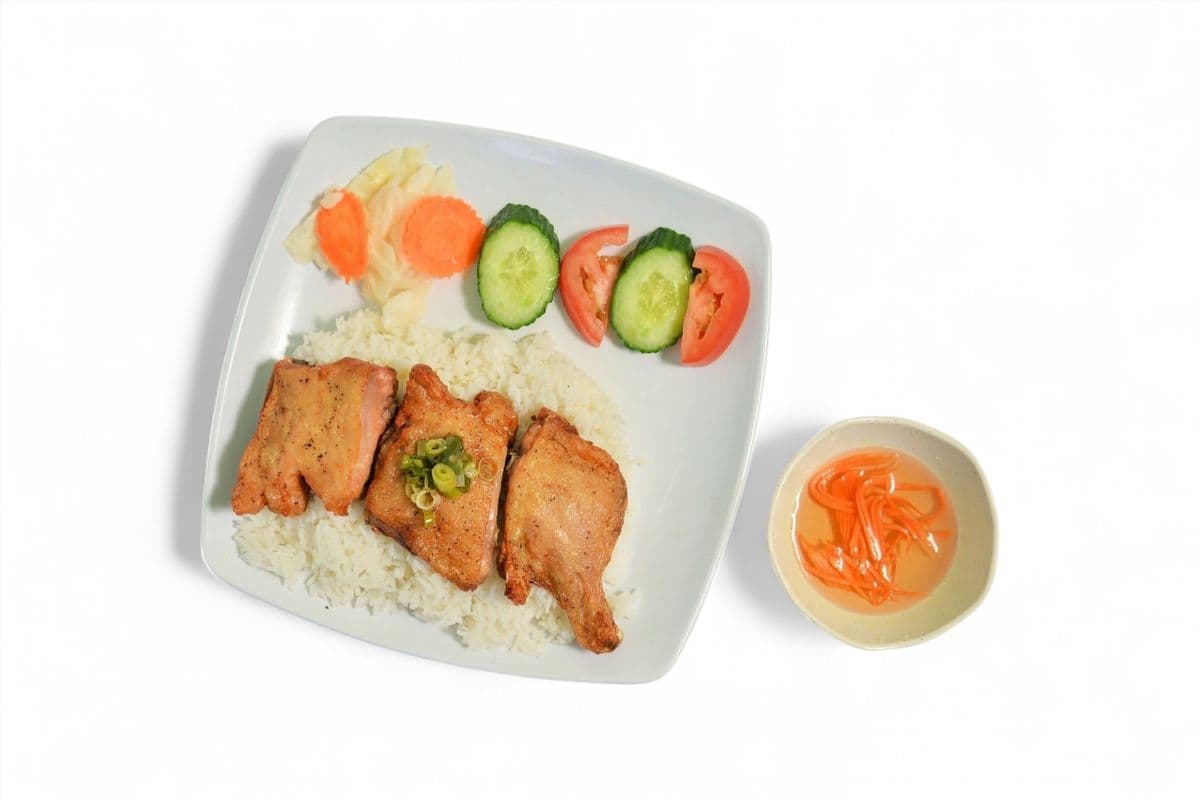 R90. Cơm Gà Rôti
