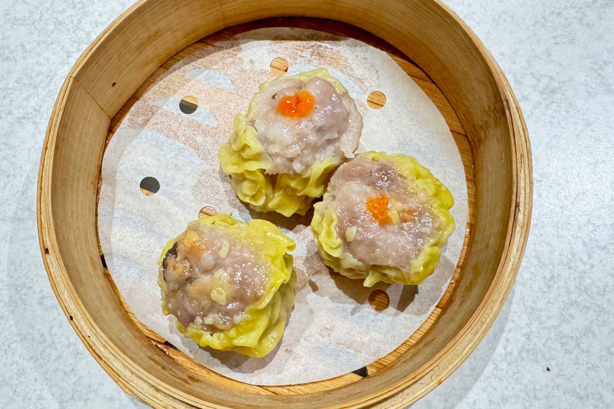 2. Two Kinds of Steamed Meat Dumplings (Siu Mai) (3 pcs)