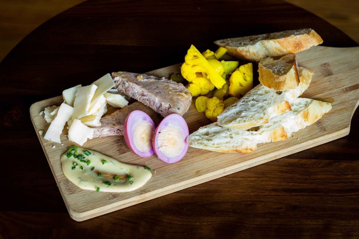 Desmond's Ploughmans