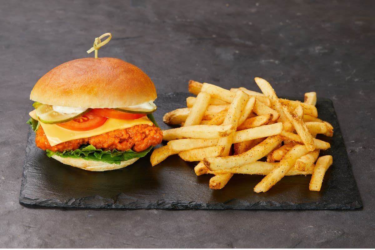 FIERY BUFFALO WILD CHICKEN CRUNCH SANDWICH