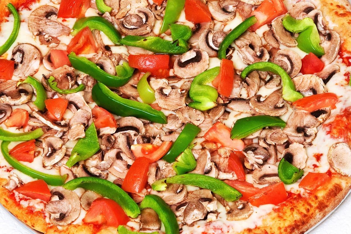 14" Large Vegetarian Pizza