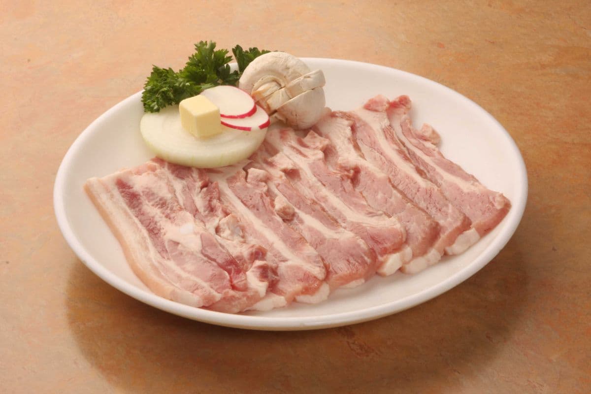 11. Pork Belly / 생삼겹살 生烤五花肉
