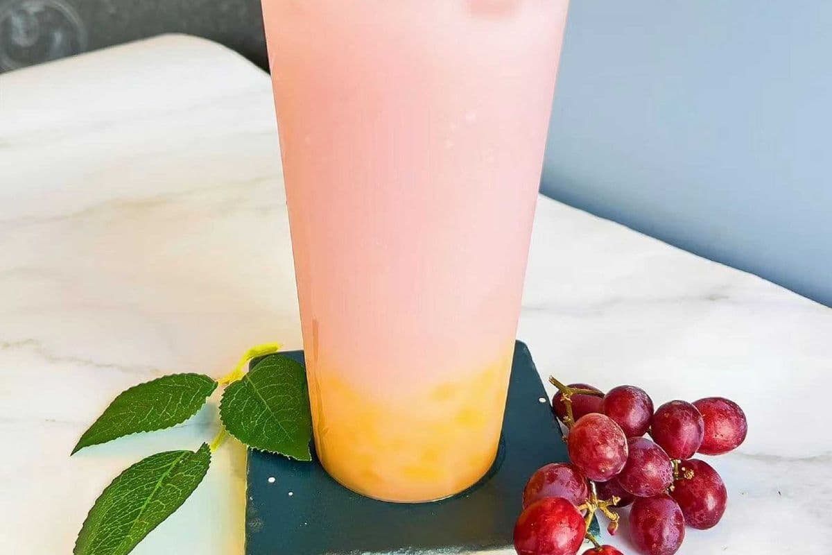 Grape Yakult w/ Passion Fruit Jelly 香甜葡萄养乐多