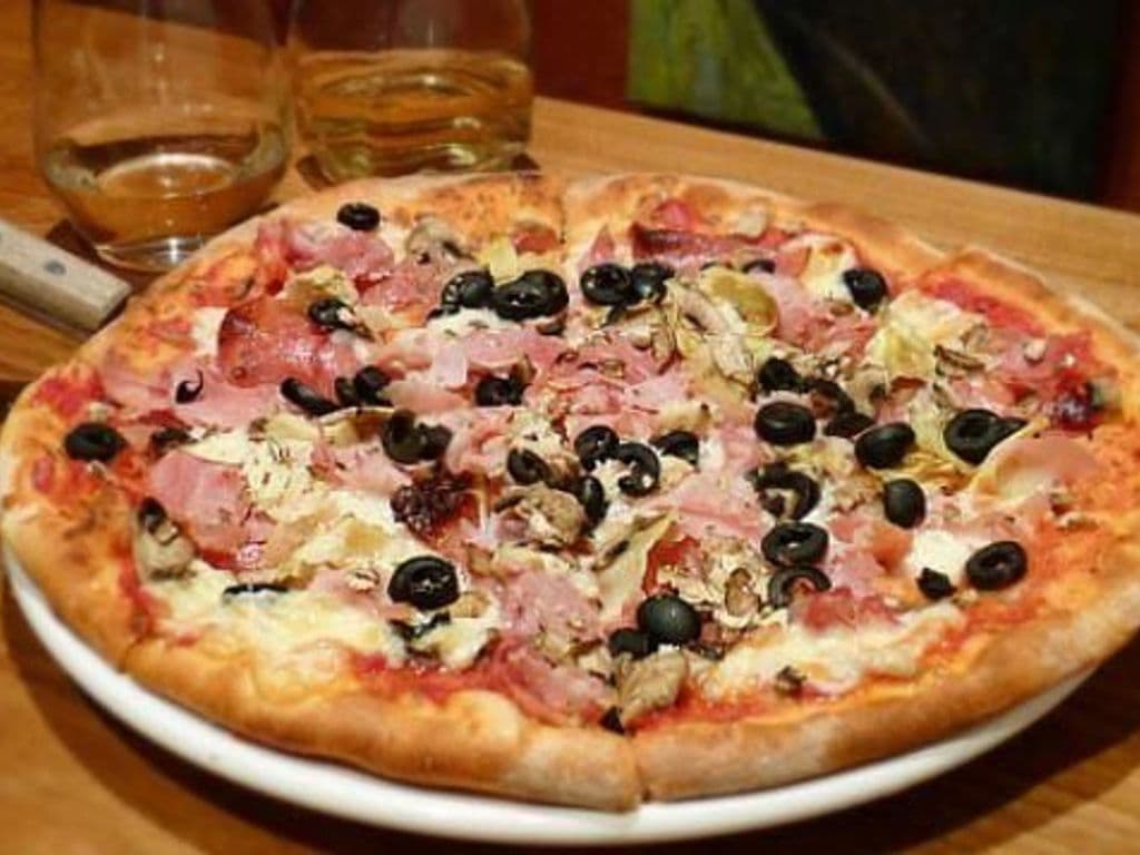 Capricciosa MD.