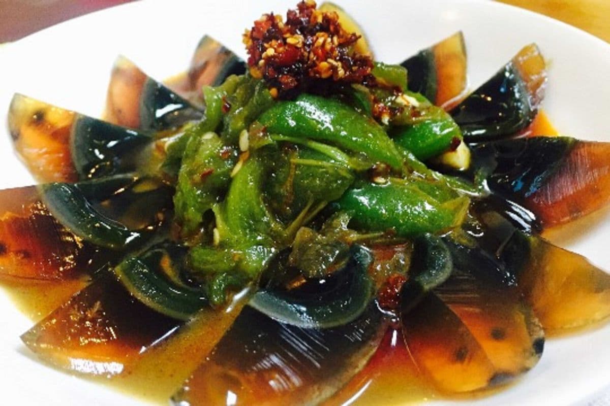 Crushed Pepper Mix with Preserved Egg 擂辣椒皮蛋