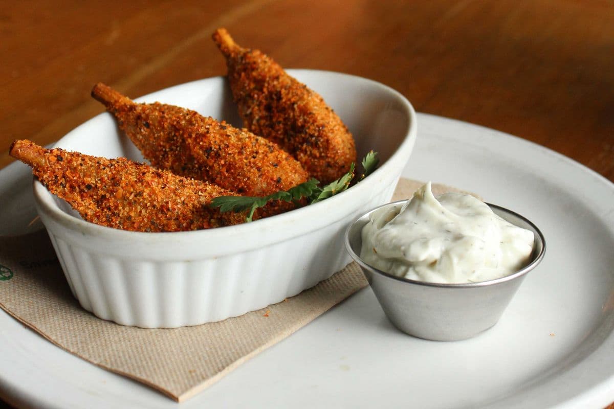 3 Wings