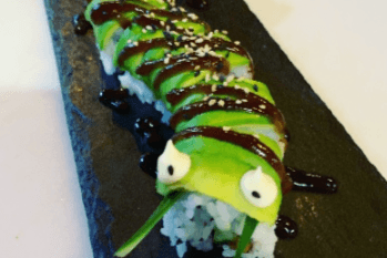 114. Veggie Caterpillar Roll (8 pcs)