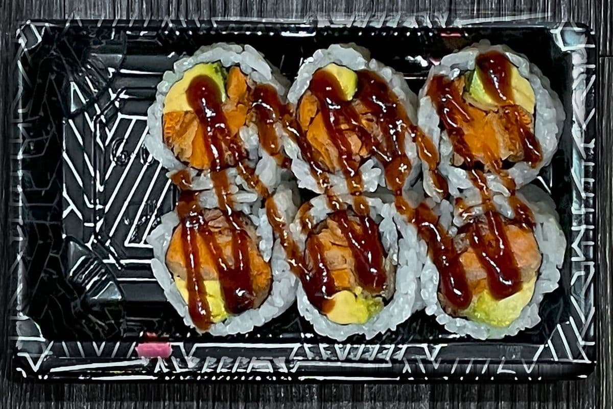VR10. Yam Tempura with Avocado Roll (6 pcs)
