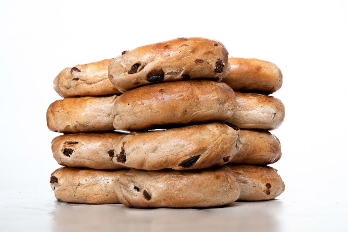 Bagels cannelle et raisins (12 mcx) / Cinnamon Raisin Bagels (12 pcs)