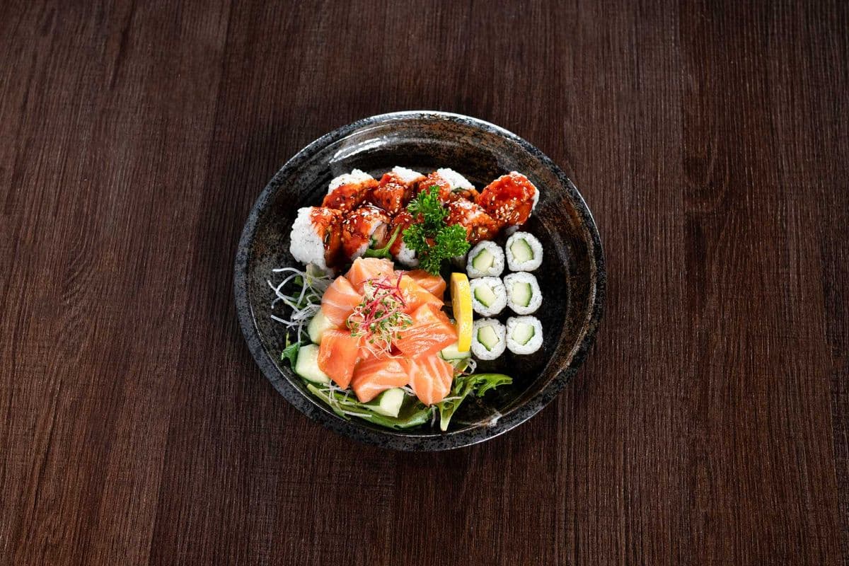 Spicy Salmon Combo