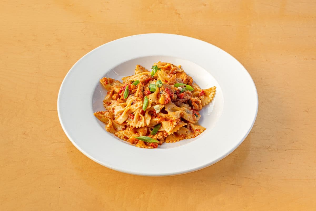 Farfalle con Pollo