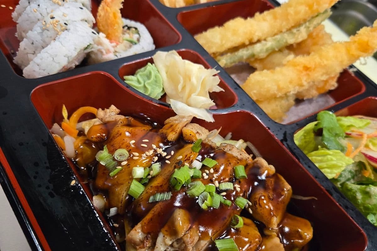 Tsuki Special Bento A