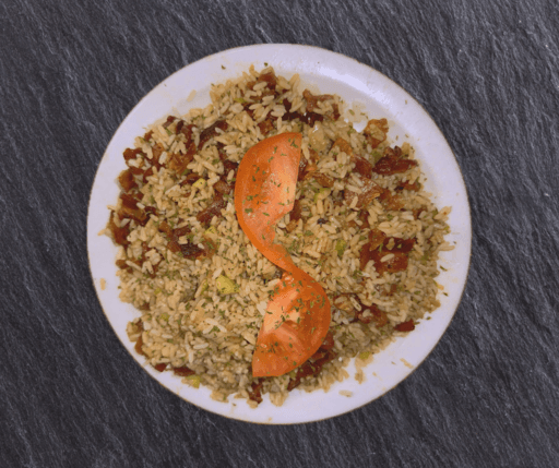 Riz frit au poulet ou bacon - Complet