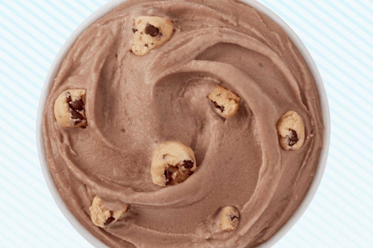NEW! Mixing Bowl Mashup BLIZZARD® Treat