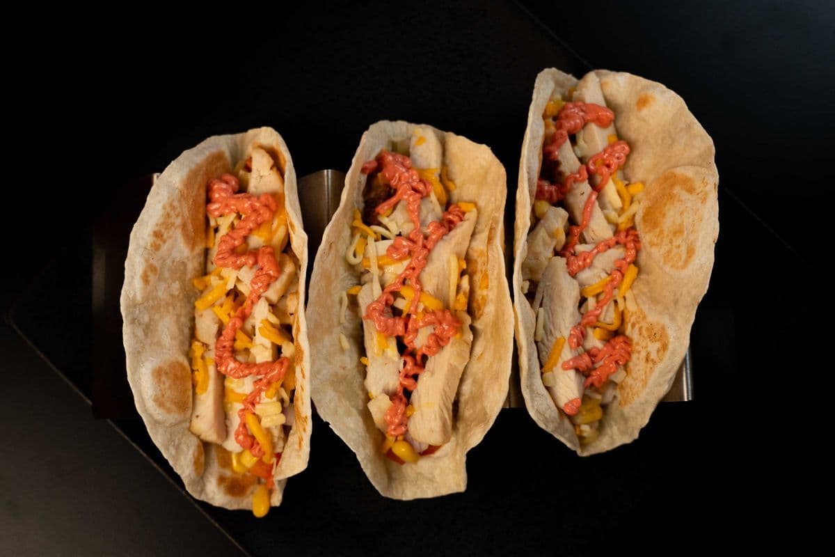 3 SOFT FLOUR/SOFT CORN (GLUTEN-FREE) TACOS