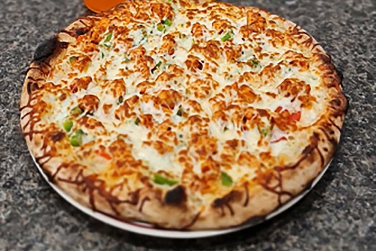 16" TANDOORI CHICKEN (12 slices)