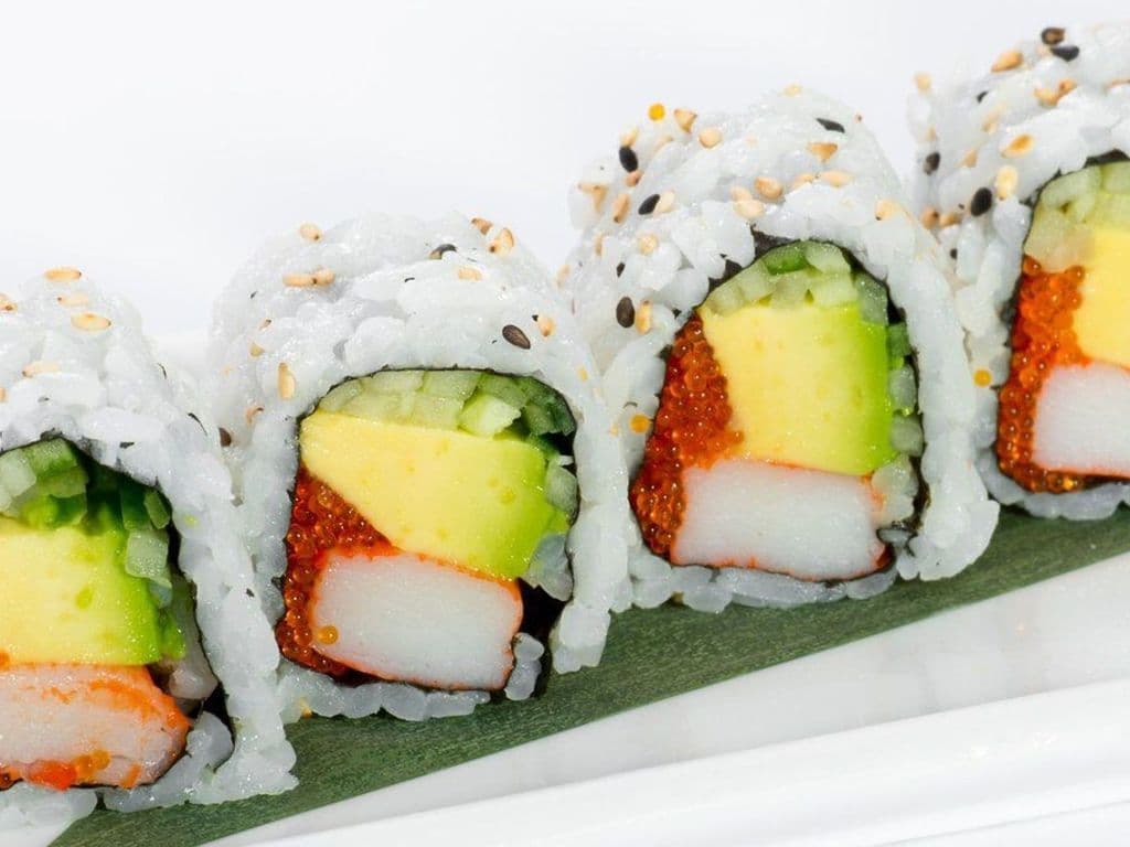 M04 California Roll (6 pcs)