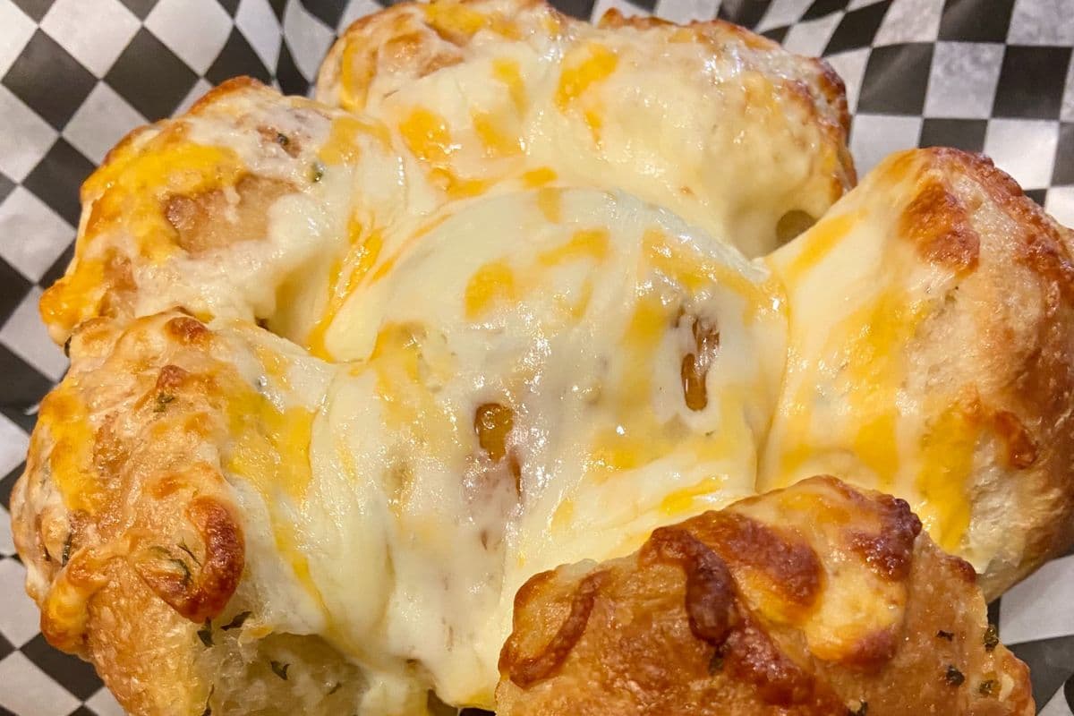 Garlic and Cheese Pull Apart Loaf