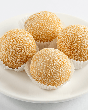 36. Deep Fried Sesame Paste Balls 36. 蔴蓉煎堆仔