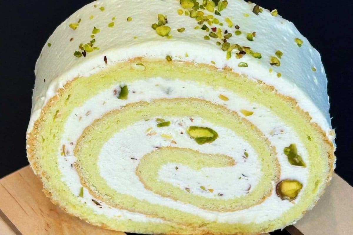 Pistachio Roll Cake
