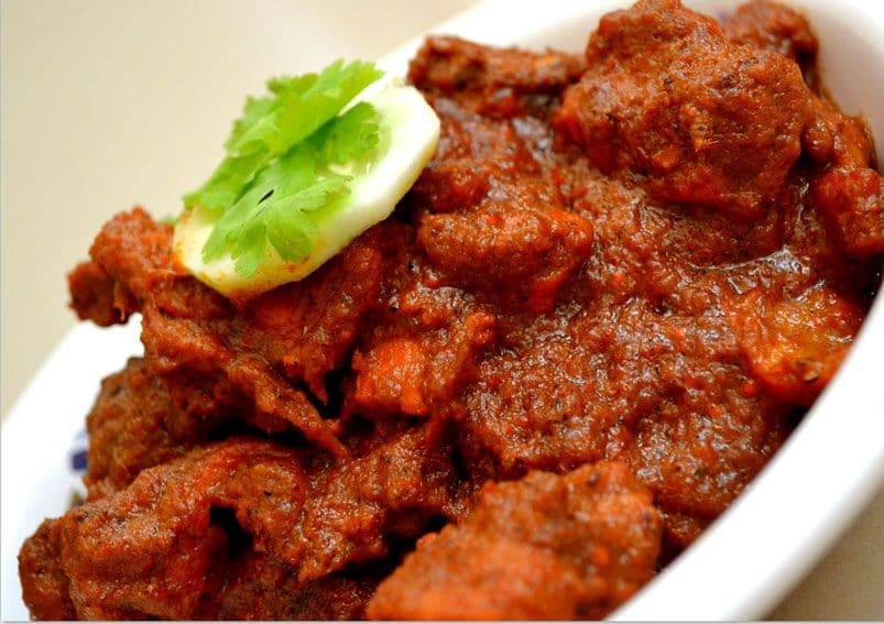 Kashmiri Chicken Curry
