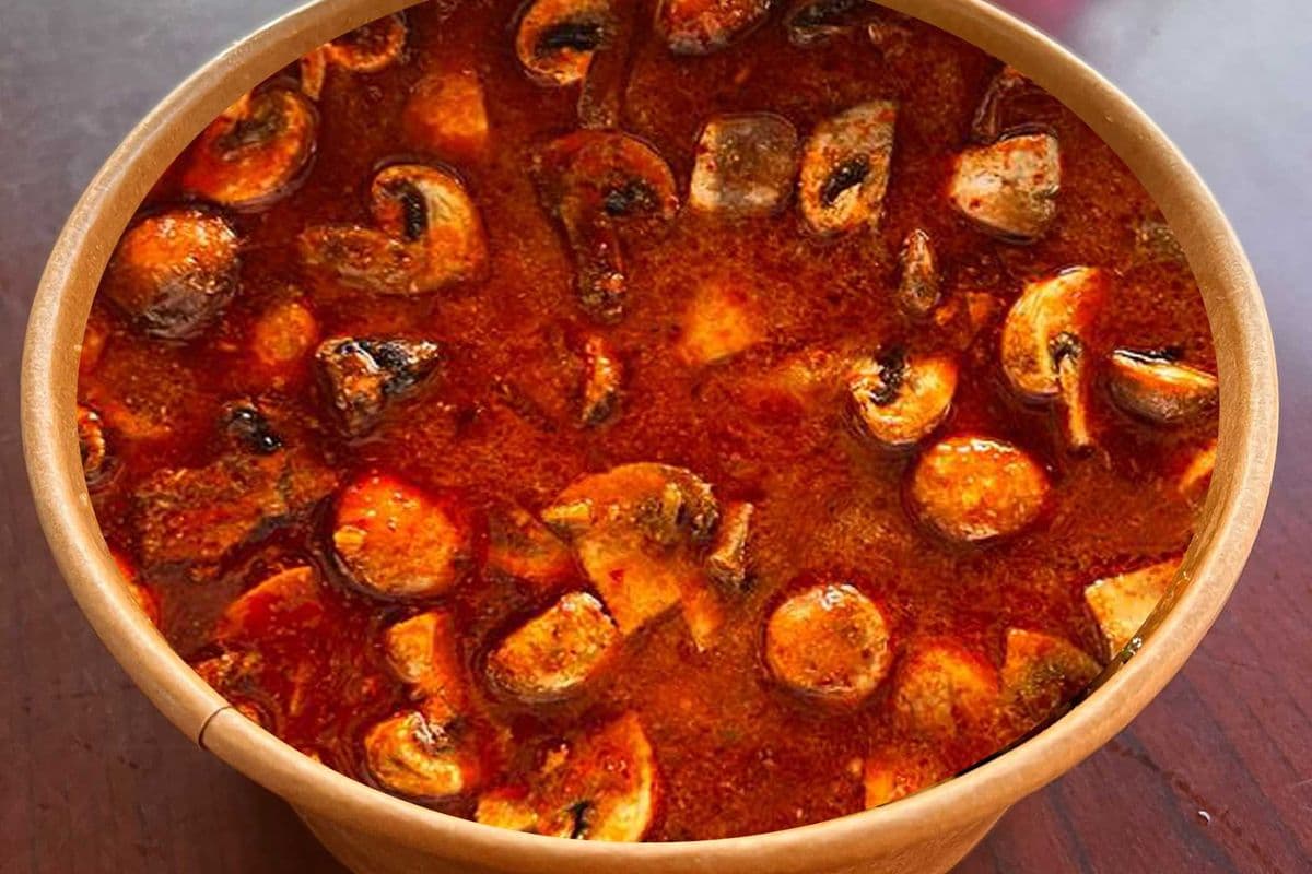 Lemon Grass Soup (Tom Yum Soup)