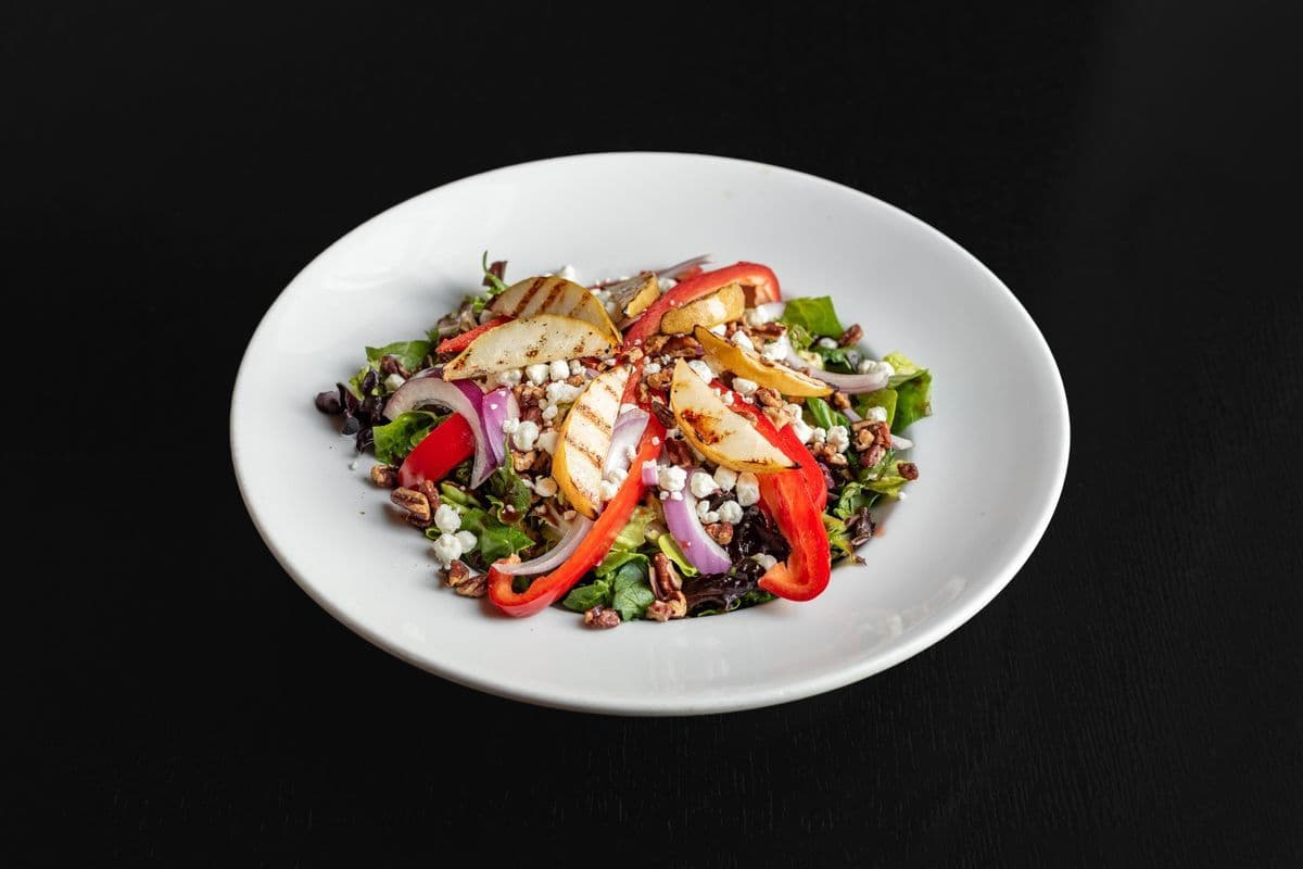 Full Grilled Pear Salad