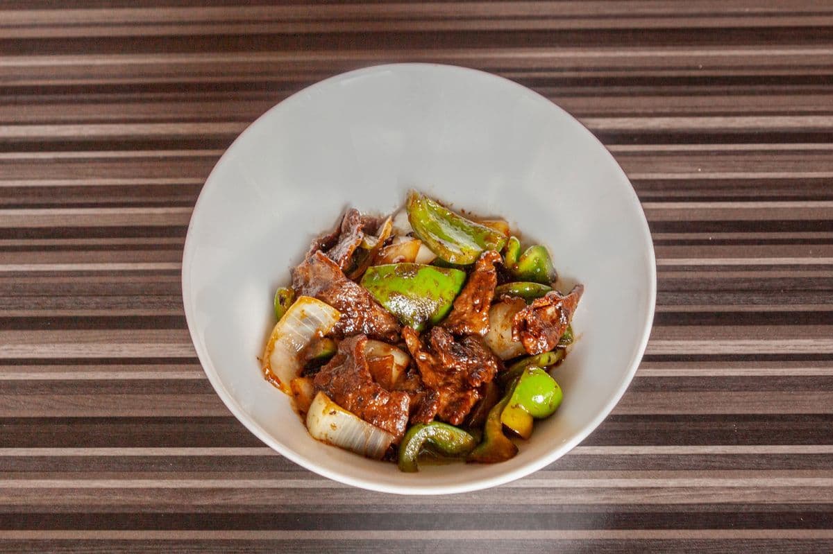 Chicken or Beef with Green Peppers in Black Bean Sauce