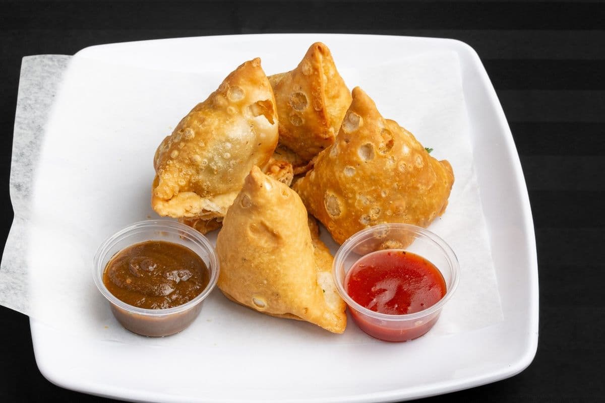 Samosa (1 pc)